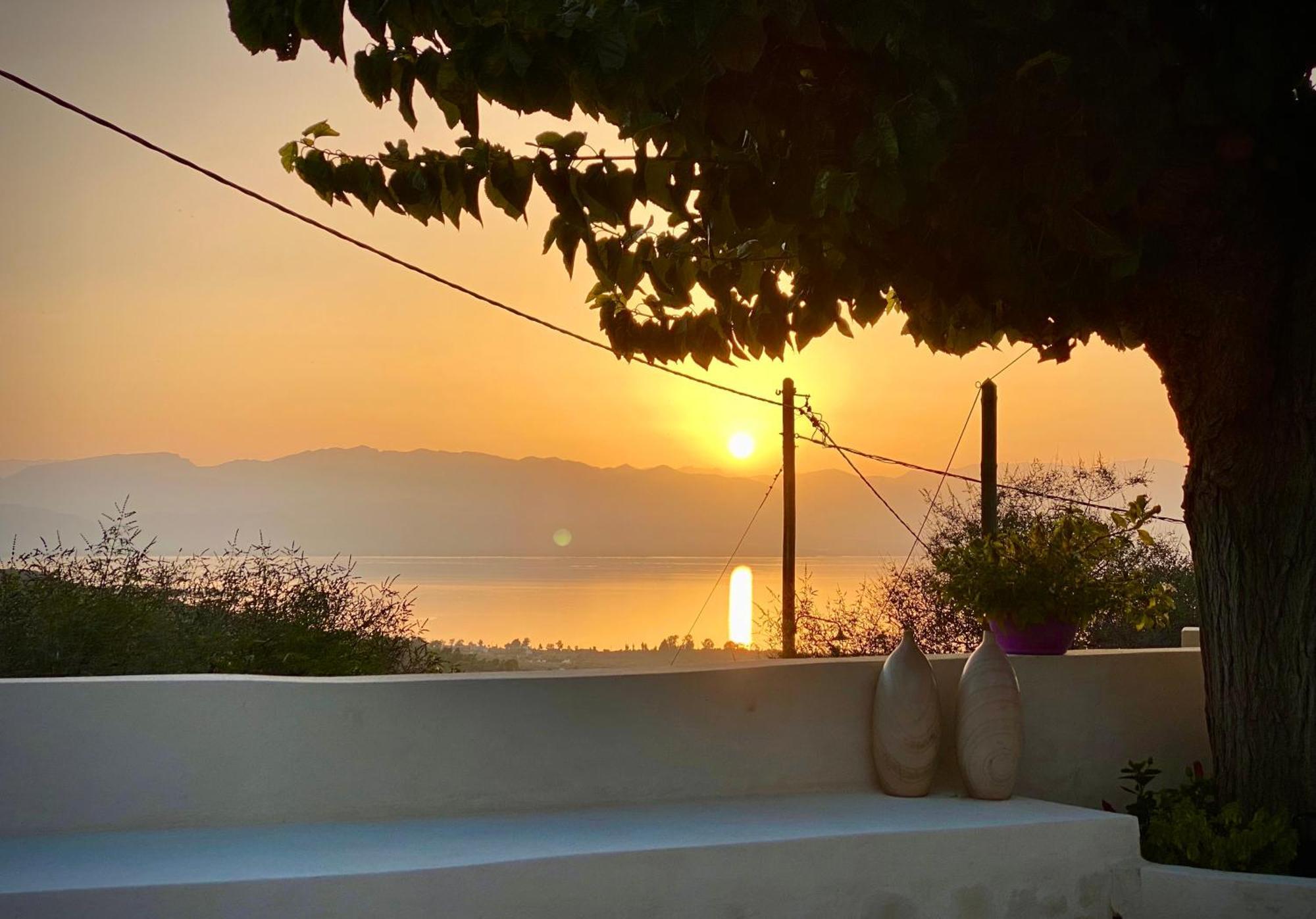 Lichada Villa'S Likhas ภายนอก รูปภาพ